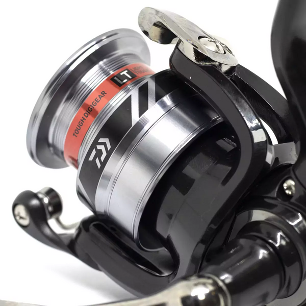 Daiwa 20 RX LT 2000 20004682 фото