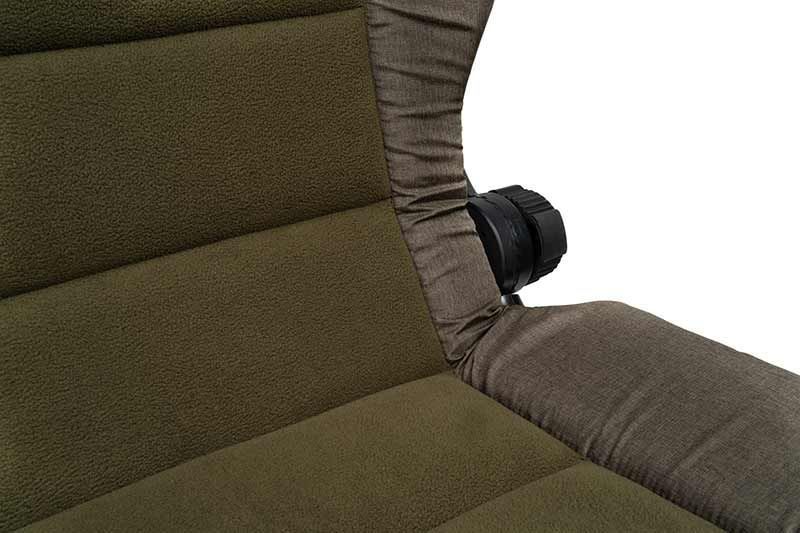 Крісло з підлокітниками Fox Voyager Large Recliner Chair CBC118 фото
