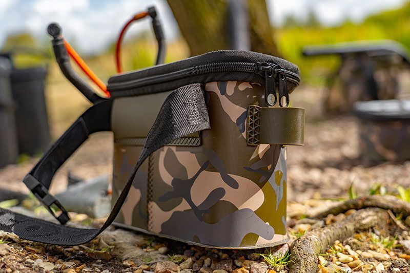 Сумка на пояс Fox Aquos Camolite bait belt 4L CEV017 фото