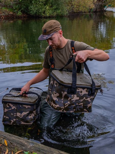 Водонепроникна сумка Fox Aquos Camo Bag 50 L CEV004 фото